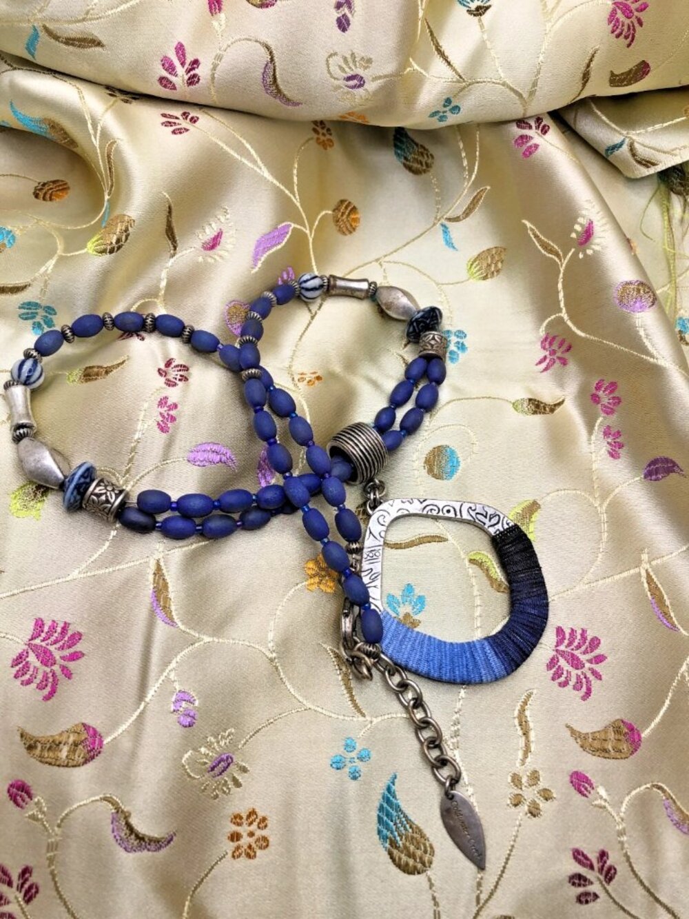 Blue coldwater creek 18" statement necklace, denim pendant boho casual - Picture 7 of 9